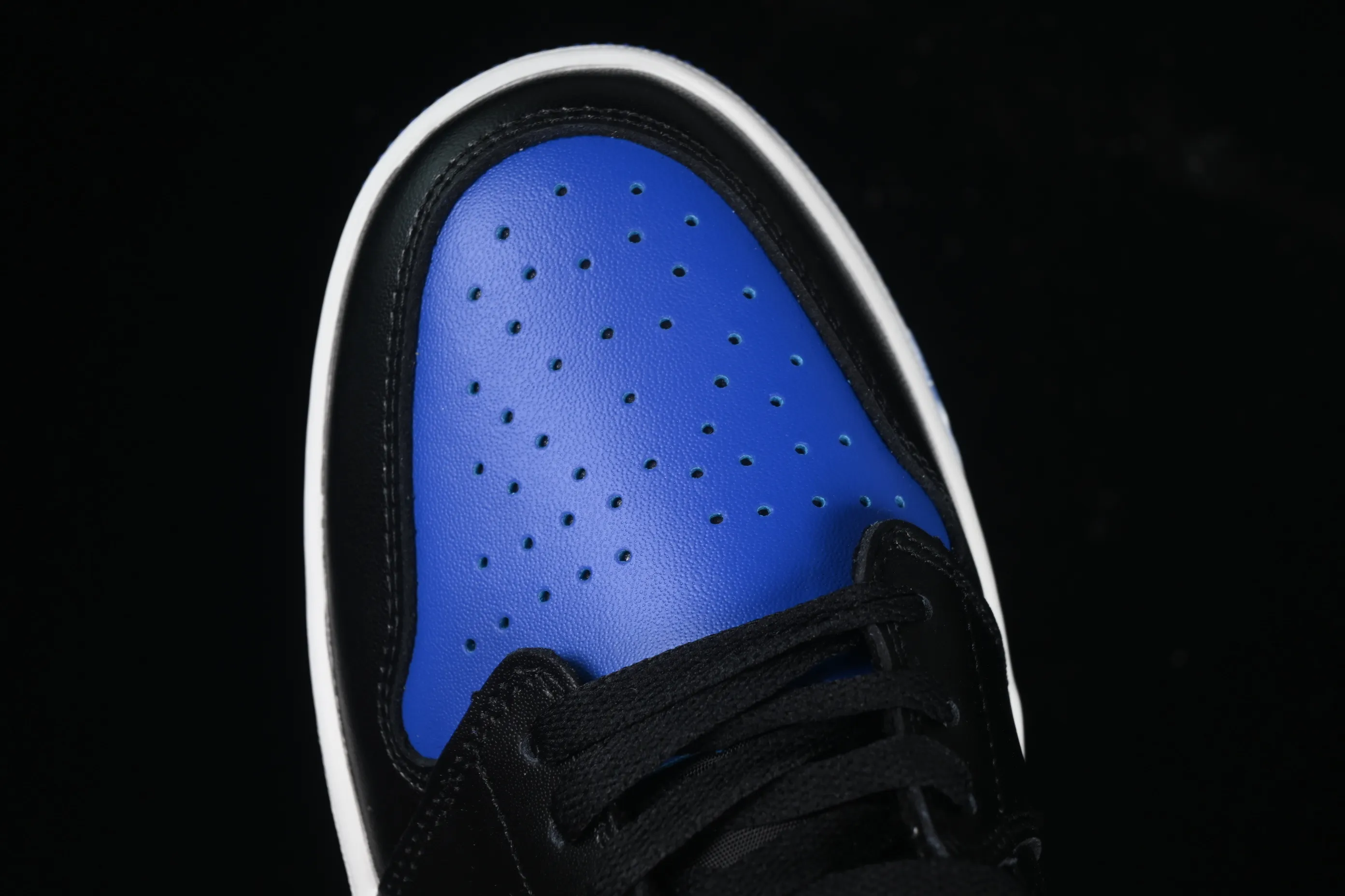 All categories Air Jordan Jordan series basketball shoes Air Jordan 1 Low Air Jordan 1 Low AJ1 Joe 1 black and blue low-top cultural and casual sneakers IB1981-004